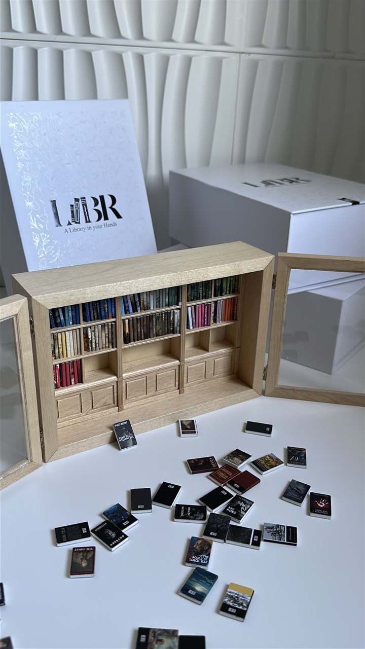 Miniature Bookshelf LIBR